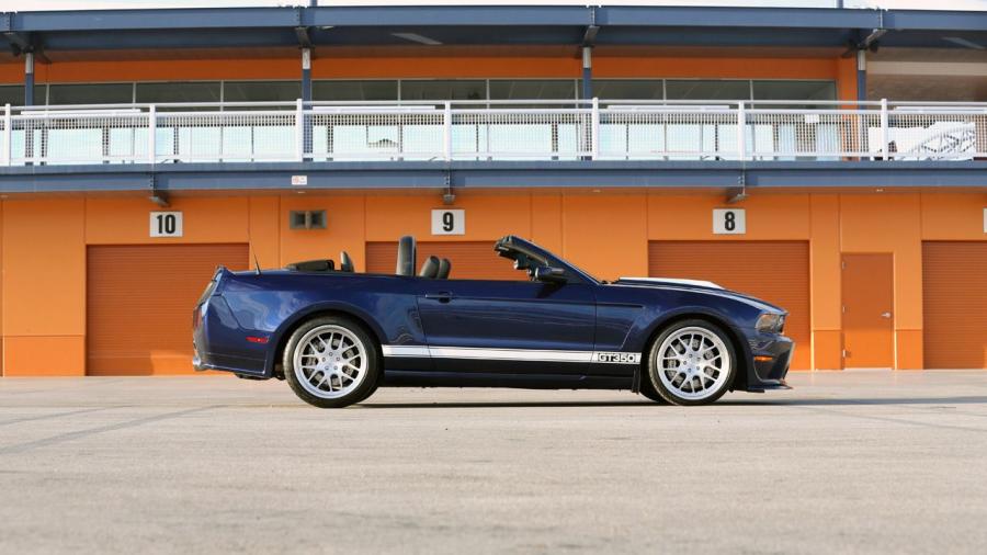  Shelby GT350 Convertible Number One 2012 года  (фото 5 из 41)